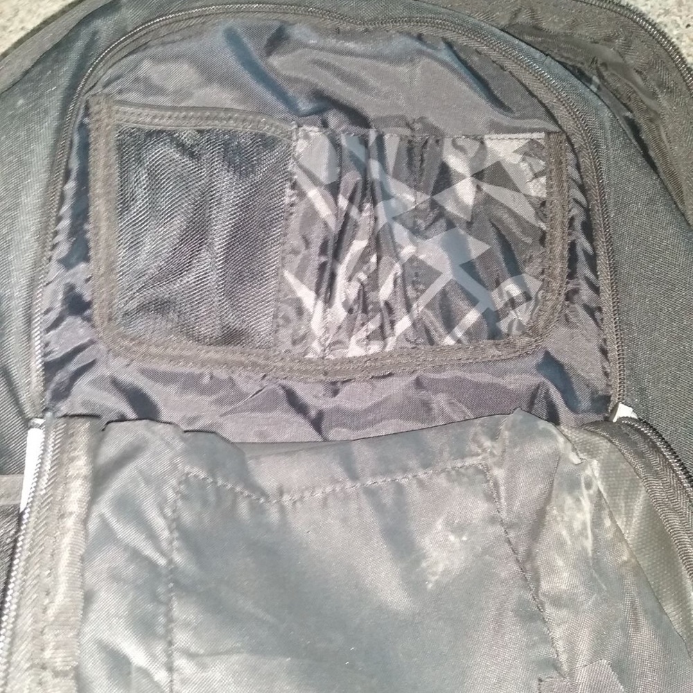 nike max air backpack, euc - Picture 5 of 9